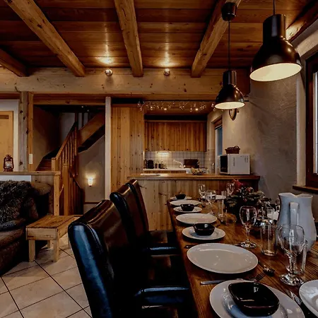 Koemans Ferienhaus Hébergement de vacances Farchant